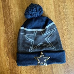 Worn once New Era Dallas Winter beanie